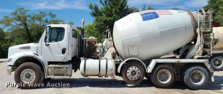 image for item GX9278 2007 Freightliner Business Class M2  ready mix truck