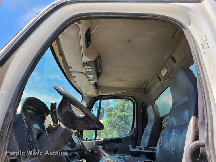 image for item GX9278 2007 Freightliner Business Class M2  ready mix truck