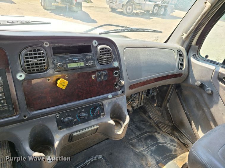 image for item GX9278 2007 Freightliner Business Class M2  ready mix truck