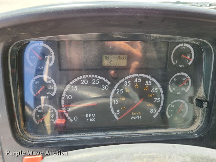 image for item GX9278 2007 Freightliner Business Class M2  ready mix truck