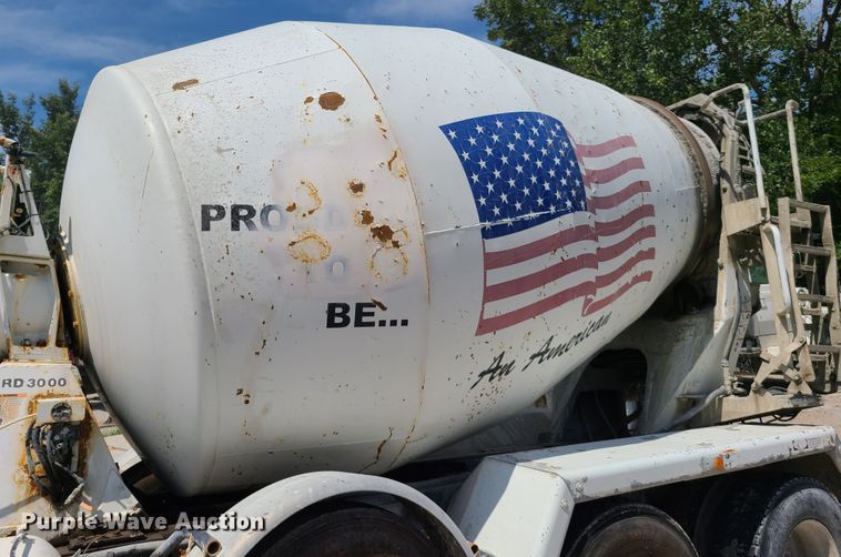 image for item GX9278 2007 Freightliner Business Class M2  ready mix truck