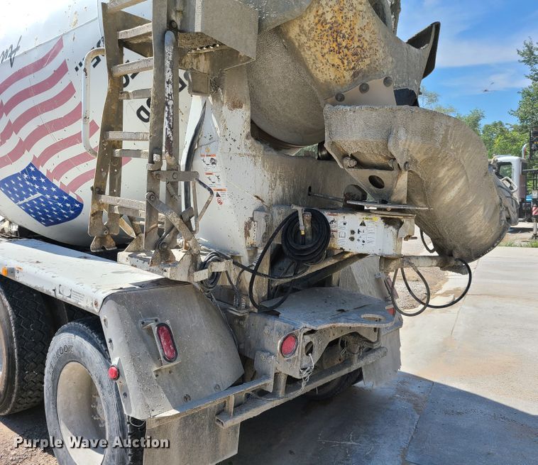 image for item GX9278 2007 Freightliner Business Class M2  ready mix truck