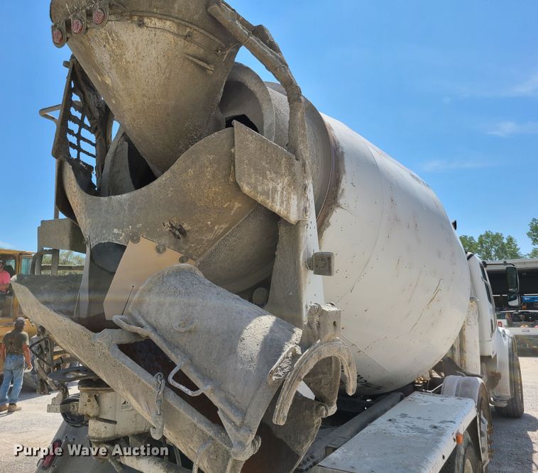 image for item GX9278 2007 Freightliner Business Class M2  ready mix truck