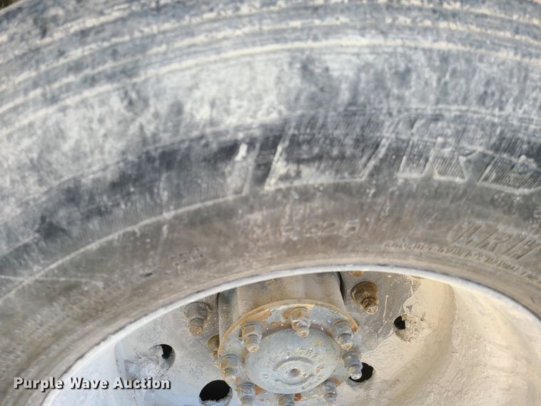 image for item GX9278 2007 Freightliner Business Class M2  ready mix truck