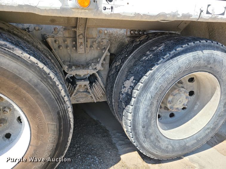 image for item GX9278 2007 Freightliner Business Class M2  ready mix truck