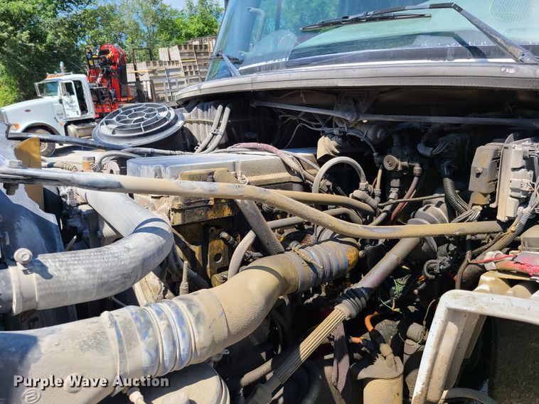 image for item GX9278 2007 Freightliner Business Class M2  ready mix truck