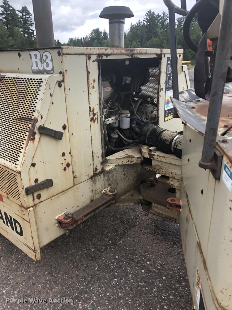 image for item H1571 1993 Ingersoll Rand DD110  vibratory double drum roller