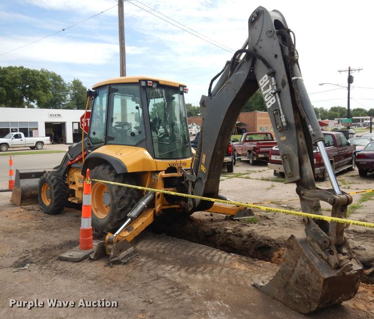 image for item HA9333 2012 Volvo BL70B  backhoe