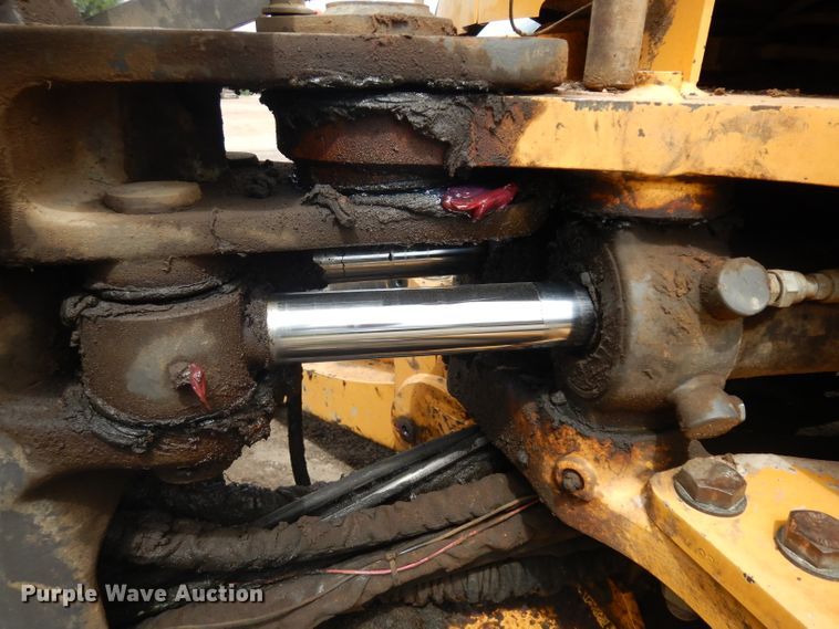 image for item HA9333 2012 Volvo BL70B  backhoe