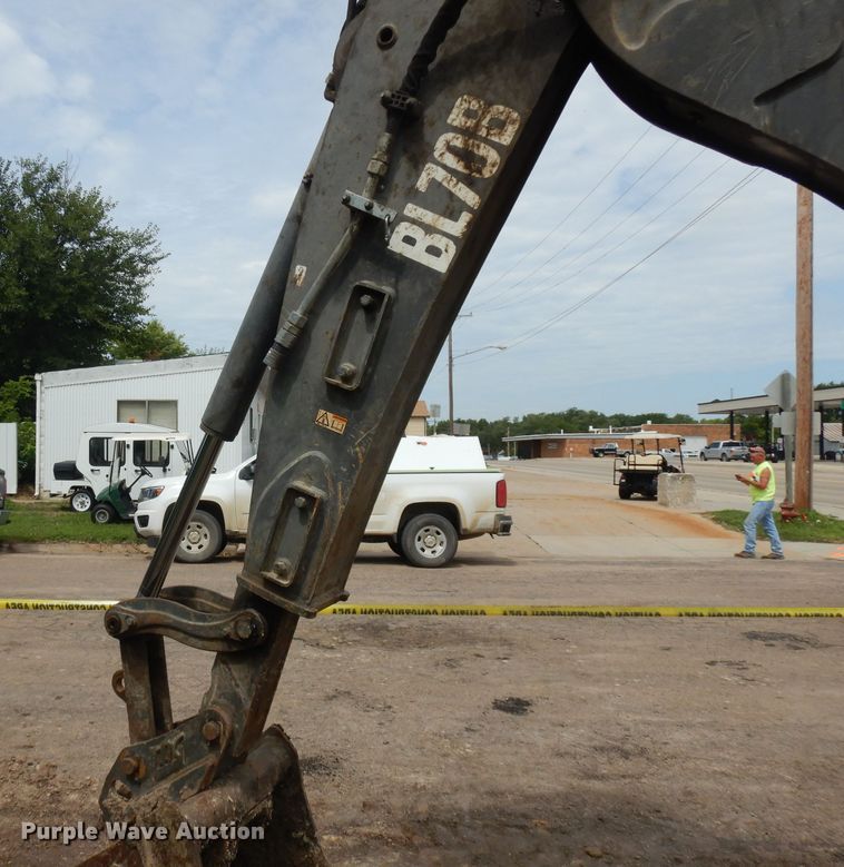 image for item HA9333 2012 Volvo BL70B  backhoe