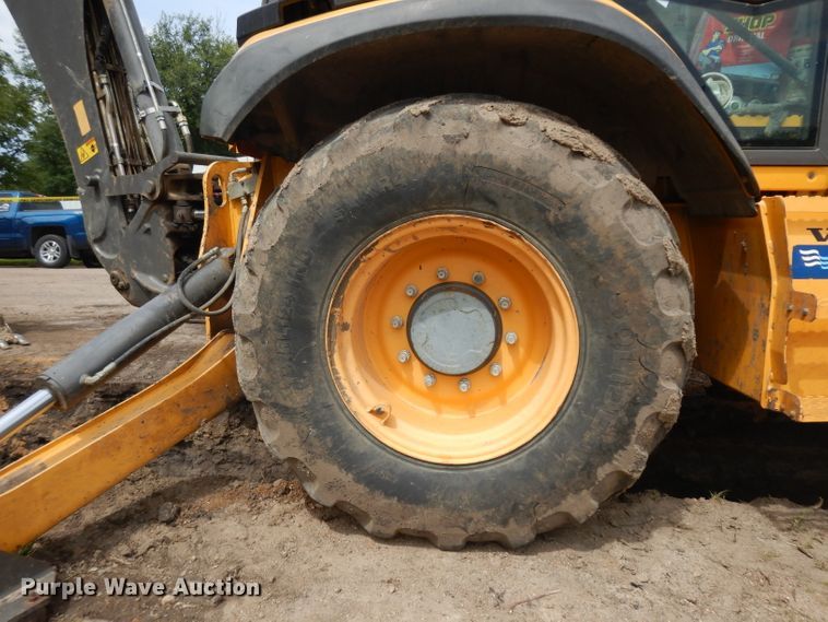 image for item HA9333 2012 Volvo BL70B  backhoe