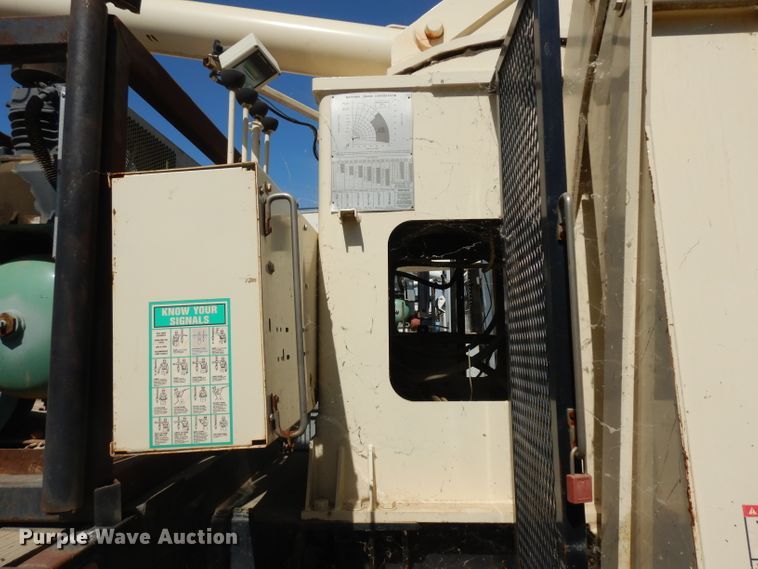 image for item HA9334 1998 Ford LS9000  crane truck