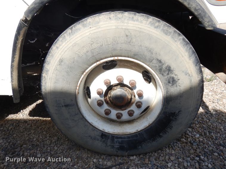 image for item HA9334 1998 Ford LS9000  crane truck