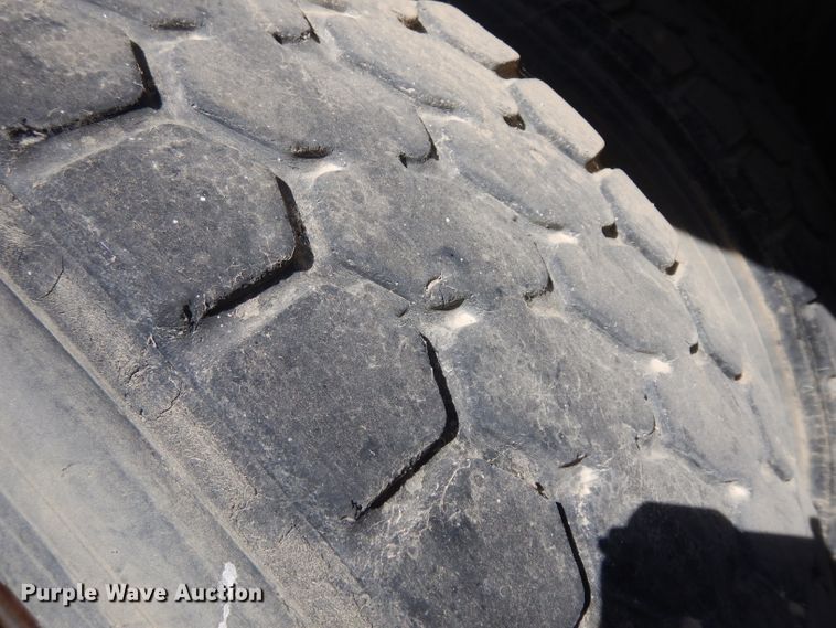 image for item HA9334 1998 Ford LS9000  crane truck