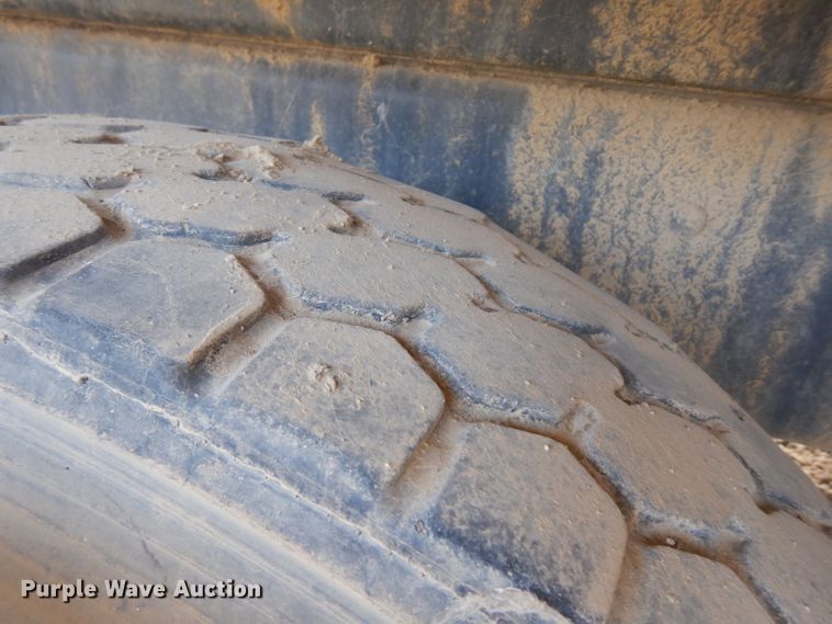 image for item HA9334 1998 Ford LS9000  crane truck