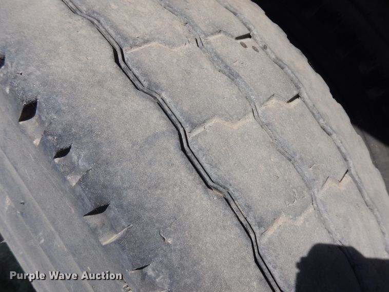 image for item HA9334 1998 Ford LS9000  crane truck