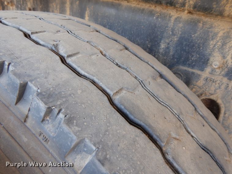 image for item HA9334 1998 Ford LS9000  crane truck