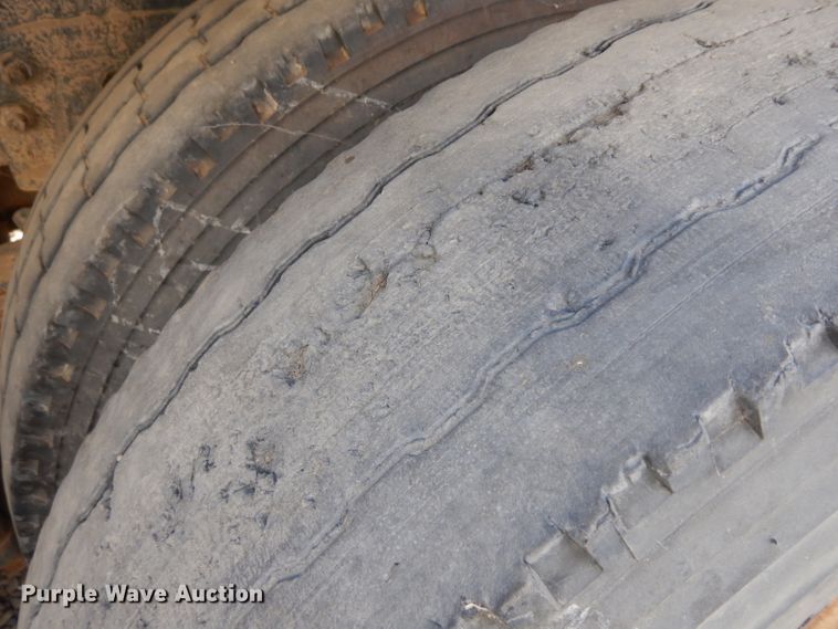 image for item HA9334 1998 Ford LS9000  crane truck