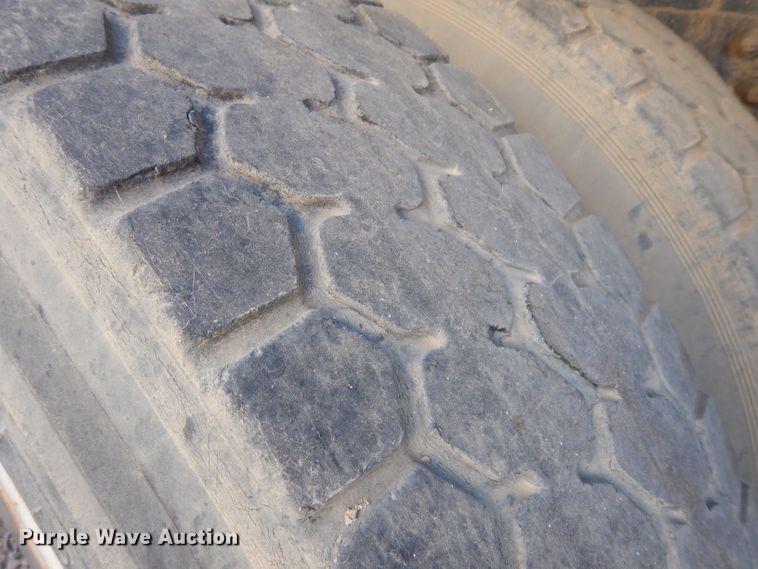 image for item HA9334 1998 Ford LS9000  crane truck