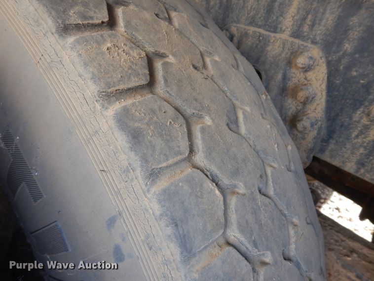 image for item HA9334 1998 Ford LS9000  crane truck