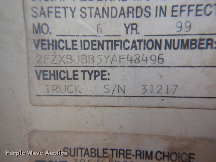 image for item HA9336 2000 Sterling L-Line  crane truck