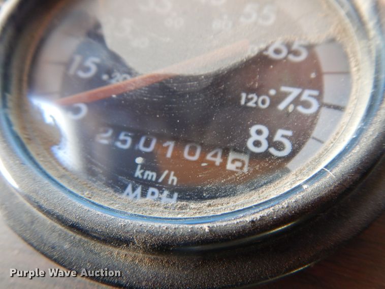 image for item HA9337 2001 Freightliner Classic  crane truck