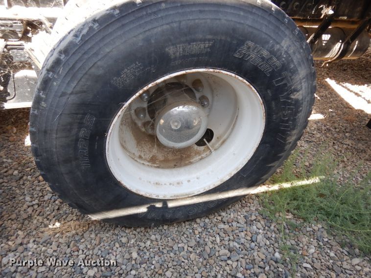 image for item HA9337 2001 Freightliner Classic  crane truck