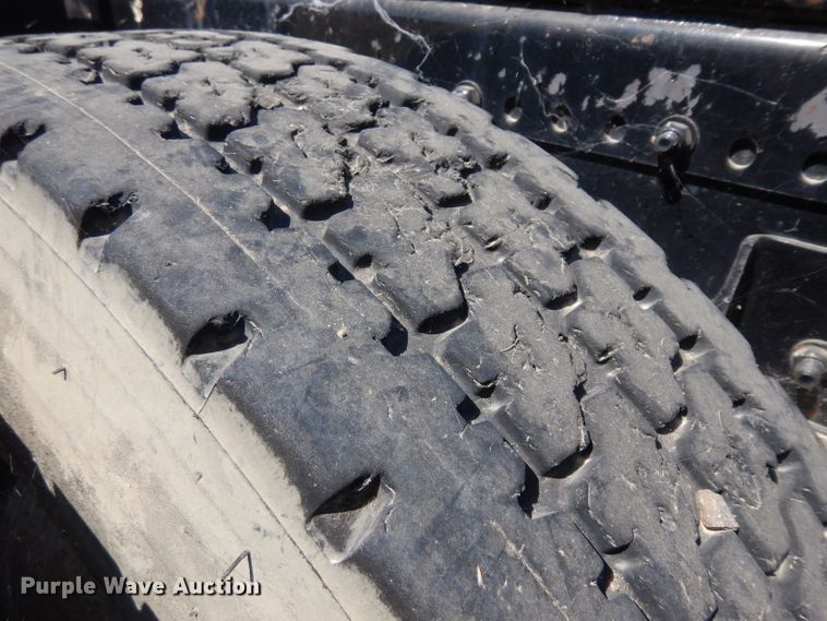 image for item HA9337 2001 Freightliner Classic  crane truck