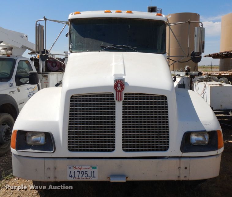 image for item HA9338 2001 Kenworth T300  utility bed truck with crane