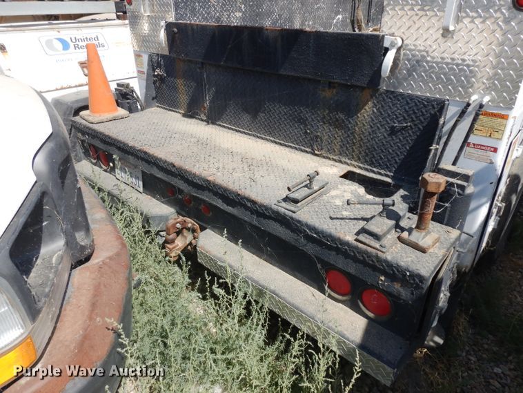 image for item HA9338 2001 Kenworth T300  utility bed truck with crane