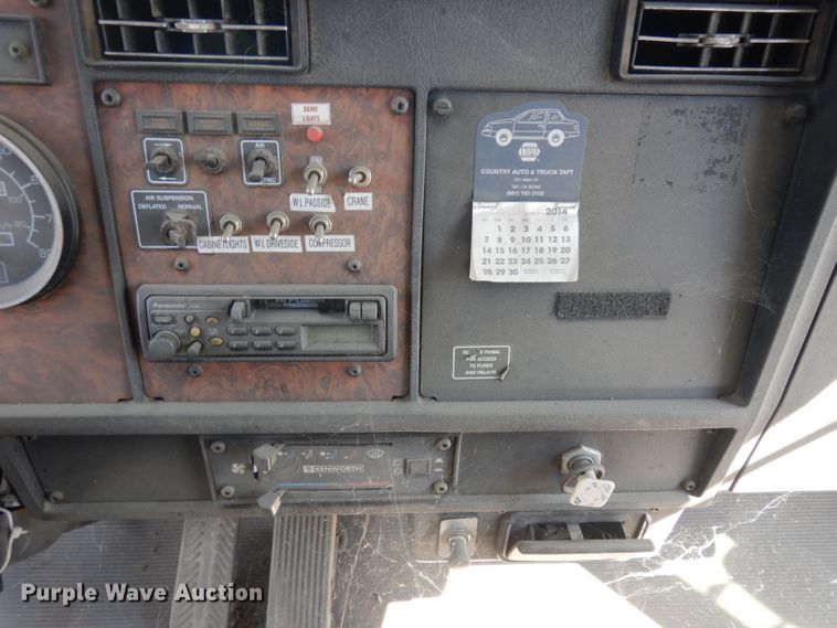 image for item HA9338 2001 Kenworth T300  utility bed truck with crane