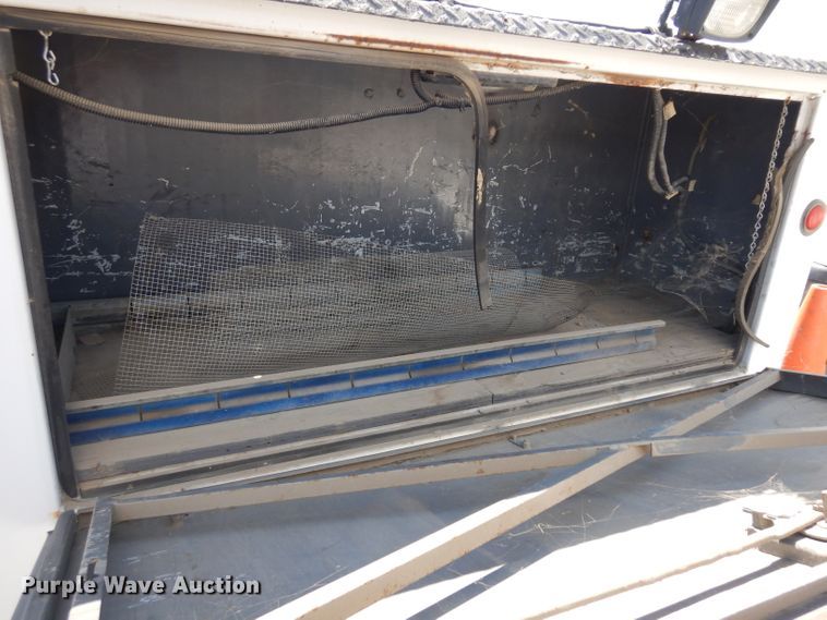 image for item HA9338 2001 Kenworth T300  utility bed truck with crane