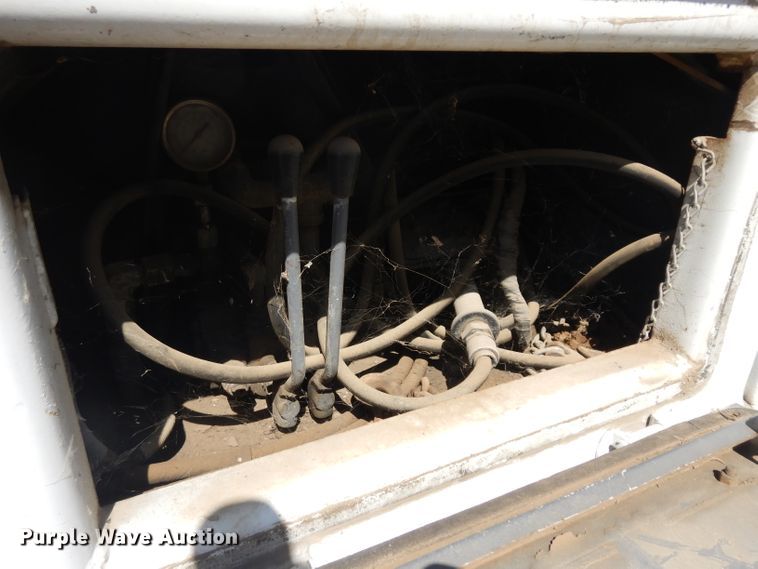 image for item HA9338 2001 Kenworth T300  utility bed truck with crane