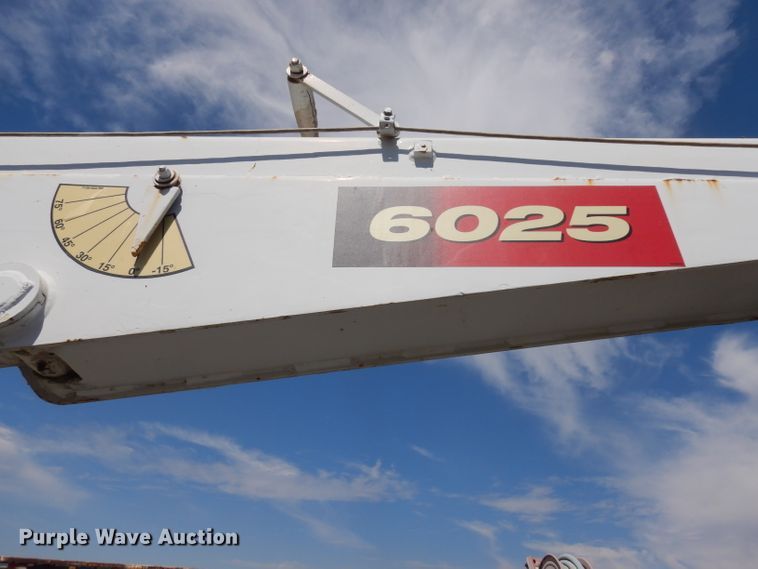 image for item HA9338 2001 Kenworth T300  utility bed truck with crane