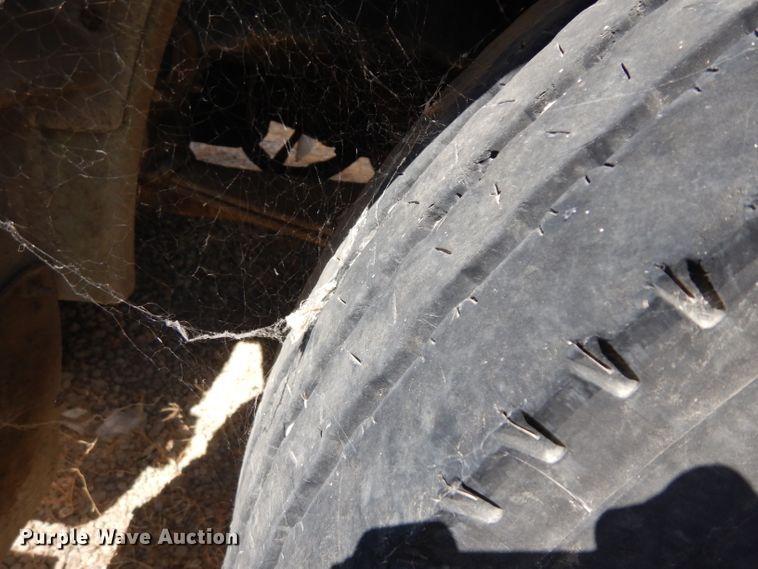 image for item HA9338 2001 Kenworth T300  utility bed truck with crane