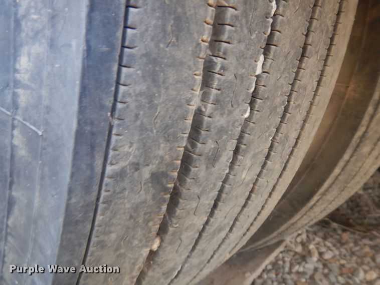 image for item HA9338 2001 Kenworth T300  utility bed truck with crane