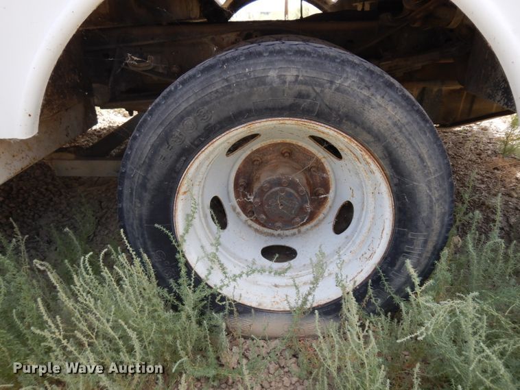 image for item HA9339 2003 Ford F550 Super Duty  bucket truck