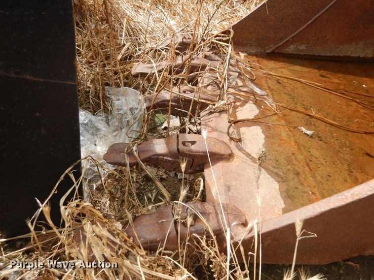 image for item HA9340 (3) backhoe buckets