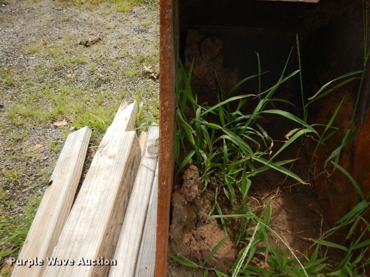 image for item HA9340 (3) backhoe buckets