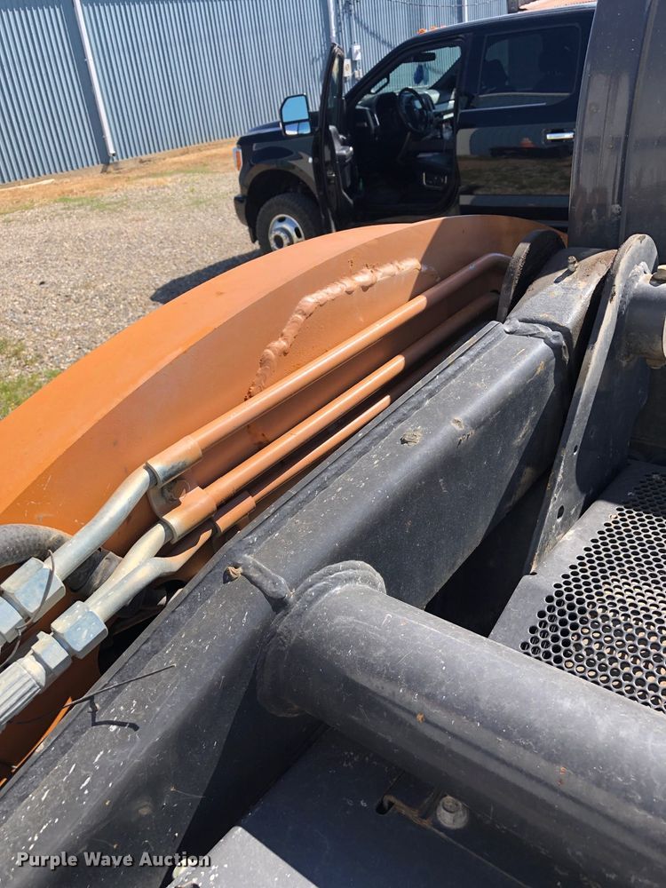 image for item HB9285 2015 Case TV380  tracked skid steer loader