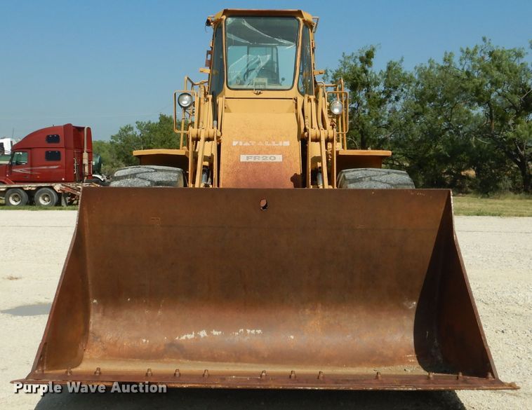 image for item HC9063 1981 Fiat-Allis FR20  wheel loader