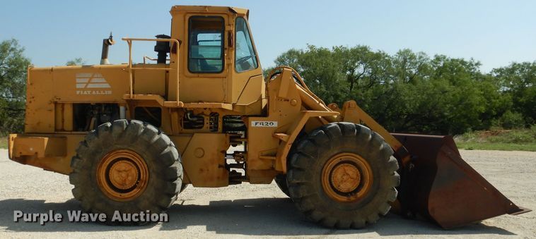 image for item HC9063 1981 Fiat-Allis FR20  wheel loader