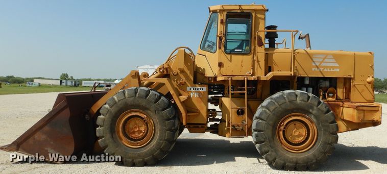 image for item HC9063 1981 Fiat-Allis FR20  wheel loader