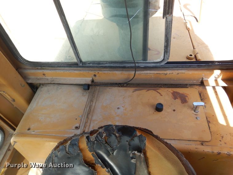 image for item HC9063 1981 Fiat-Allis FR20  wheel loader