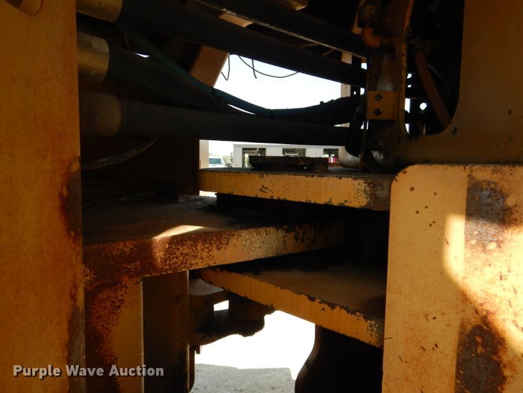 image for item HC9063 1981 Fiat-Allis FR20  wheel loader