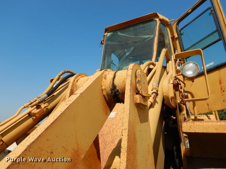 image for item HC9063 1981 Fiat-Allis FR20  wheel loader