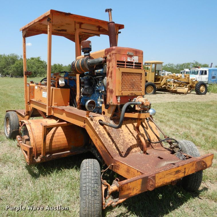 image for item HC9068 Broce BSD444i 6005-A  broom