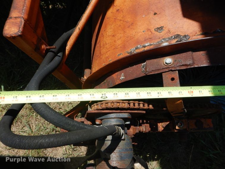 image for item HC9068 Broce BSD444i 6005-A  broom