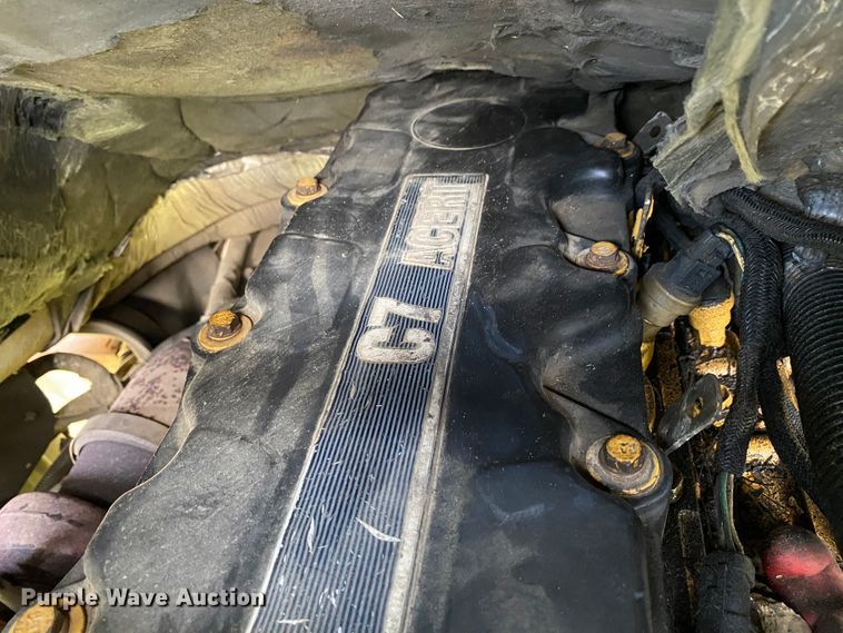 image for item HG9117 2005 GMC C7500  bucket truck