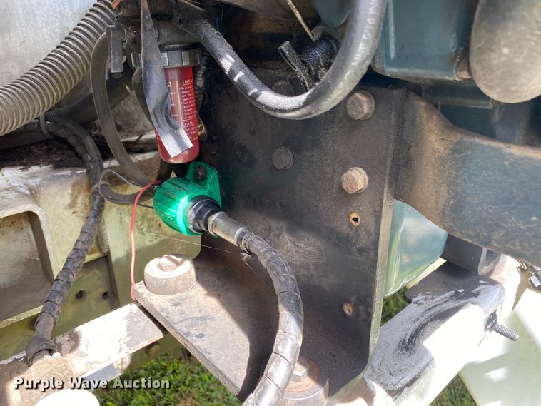 image for item HG9117 2005 GMC C7500  bucket truck